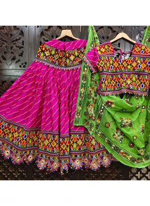 Embroidery Traditional Navratri Wear Lehenga Choli With Beautiful Work at  Rs 3299 in Surat