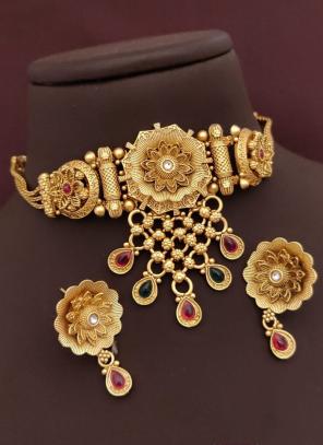 Antique Lakshmi Design Choker Set With Pearls Dangling - Sonal Fashion  Jewellery