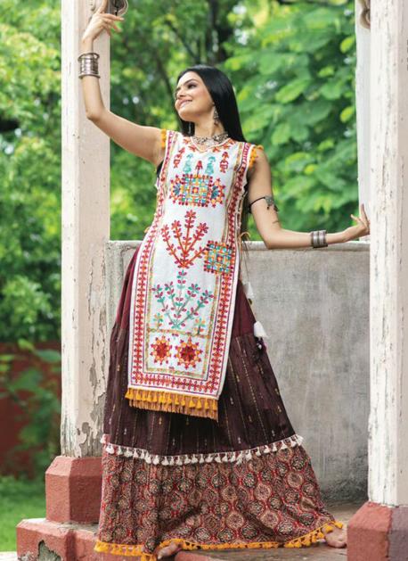 Buy Off White Fancy Navratri Wear Embroidery Work Kurti With Skirt Online From Wholesale Salwar